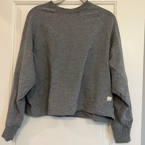Vuori crew neck sweatshirt